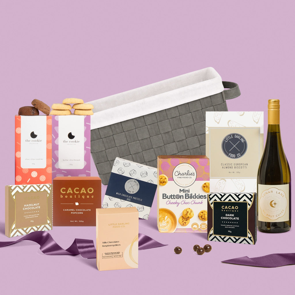 Hoppy Easter Sparkling Gift Basket