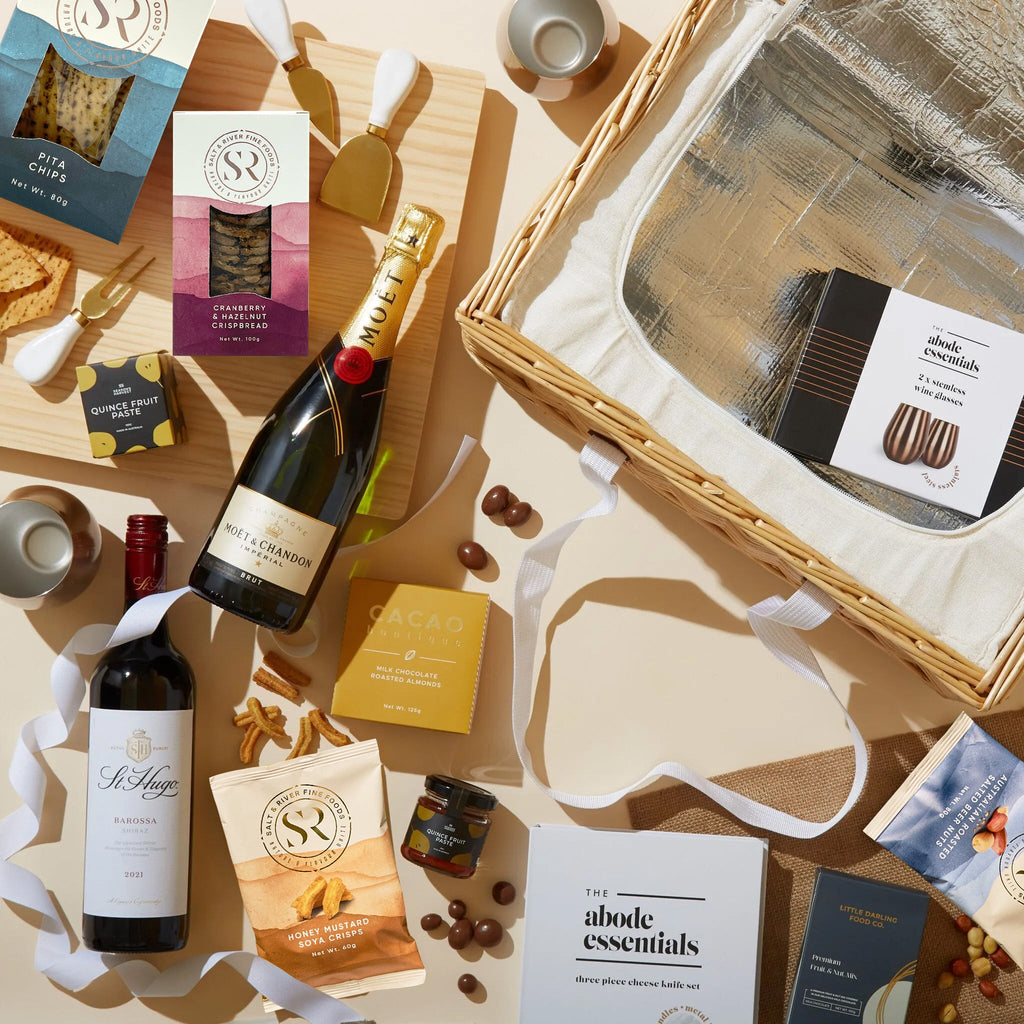 Luxurious Picnic Gift Hamper