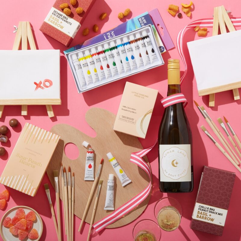 Sparkling Sip & Paint Gift Box